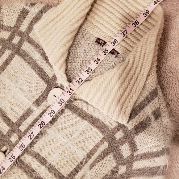 BETTY BETTY Italian Wool Alpaca Long Sleeve Fuzzy Cream Cardigan Size Medium - Picture 4 of 7